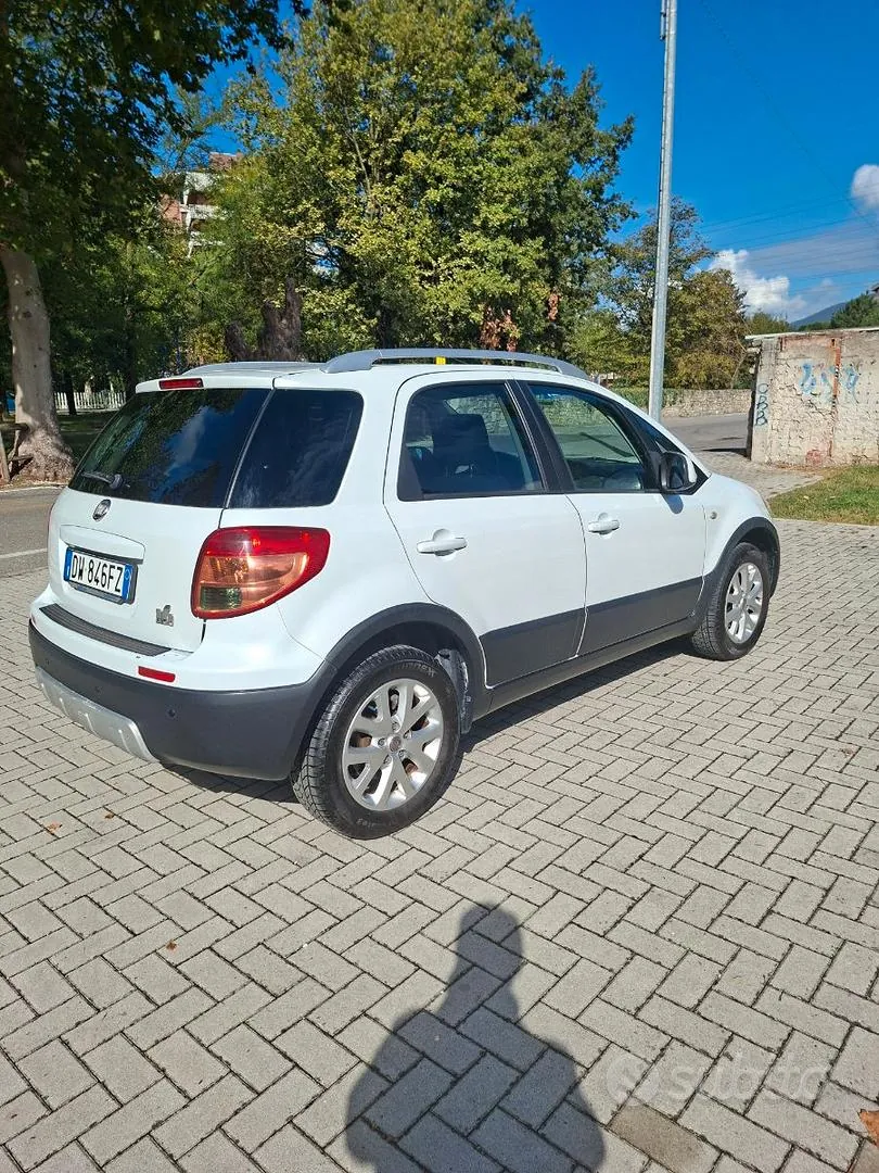 Fiat Sedici 2009 photo 2