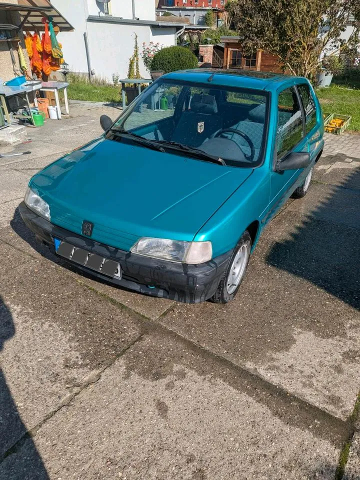Peugeot 106