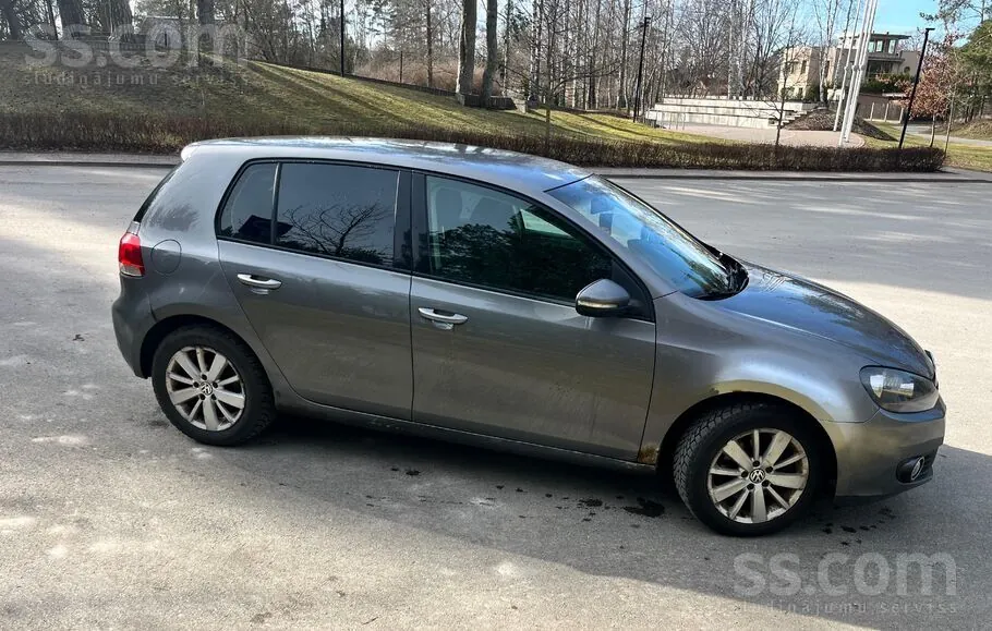 Volkswagen Golf 2011 photo 3