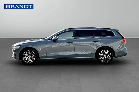 Volvo V60 2024 photo 3