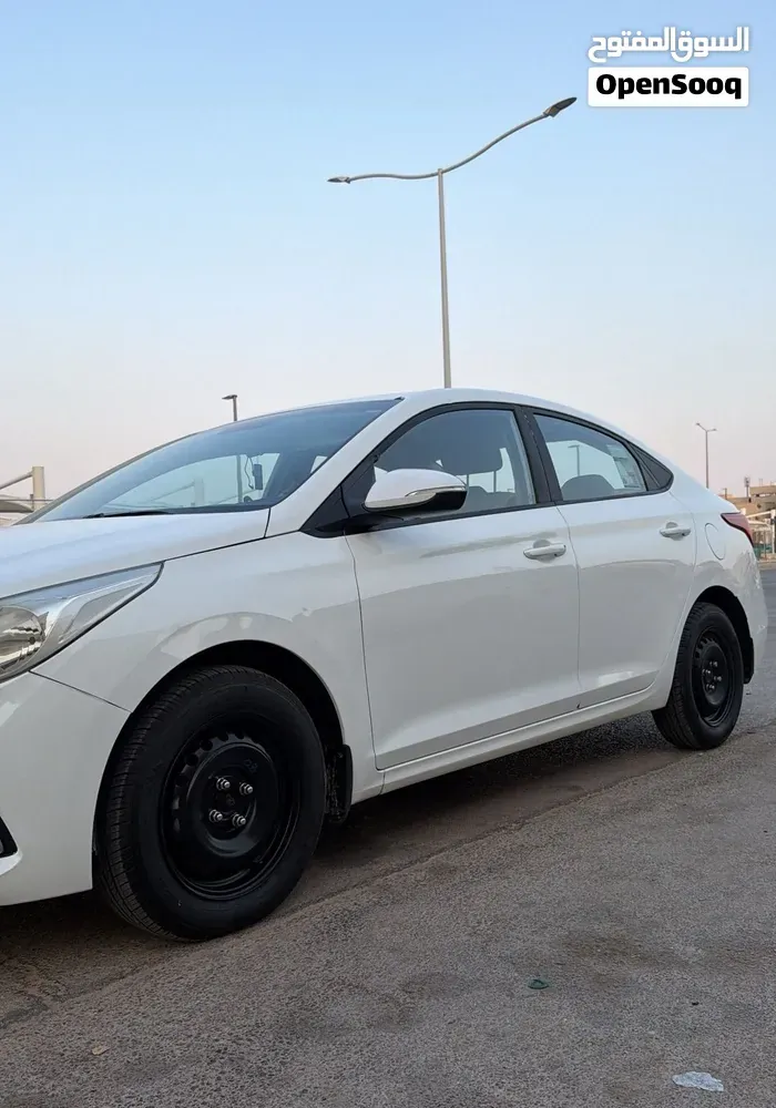 Hyundai Accent 2019 photo 2