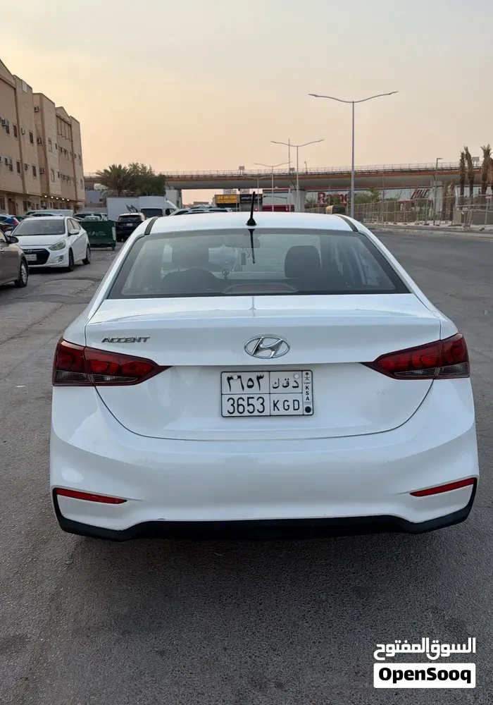 Hyundai Accent 2019 photo 4