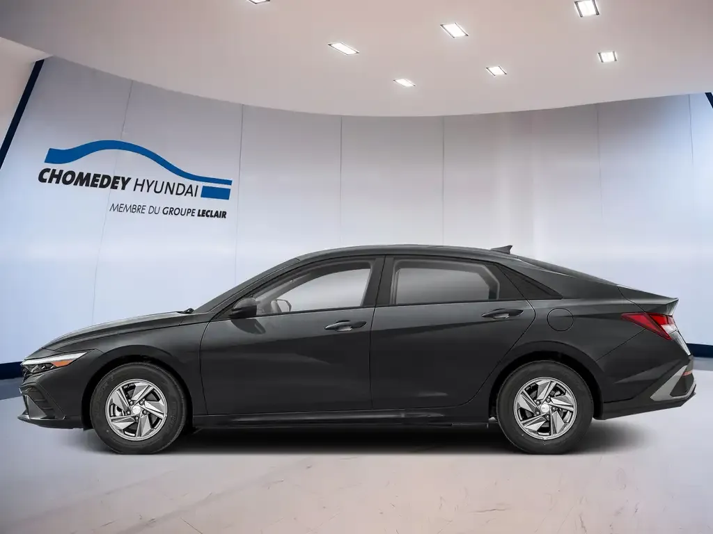 Hyundai Elantra 2026 photo 2