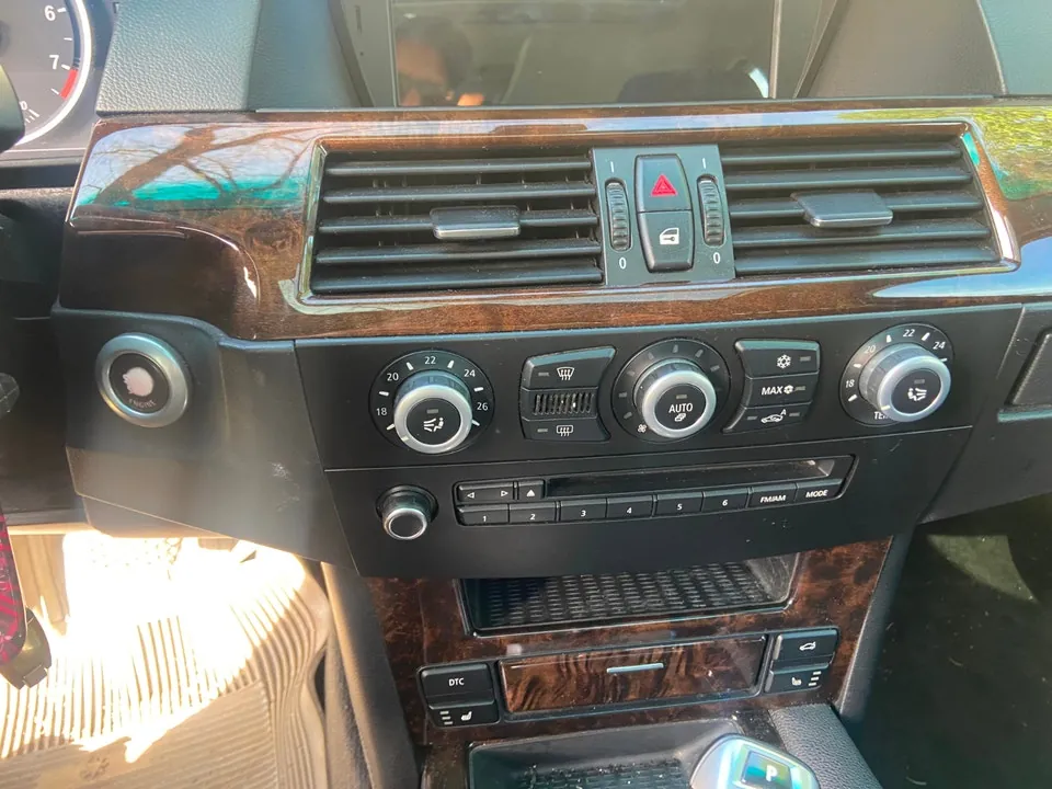 BMW 5Series 2009 photo 5