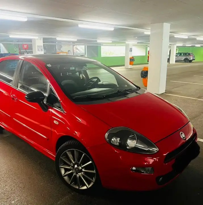 Fiat Punto 2012 photo 3