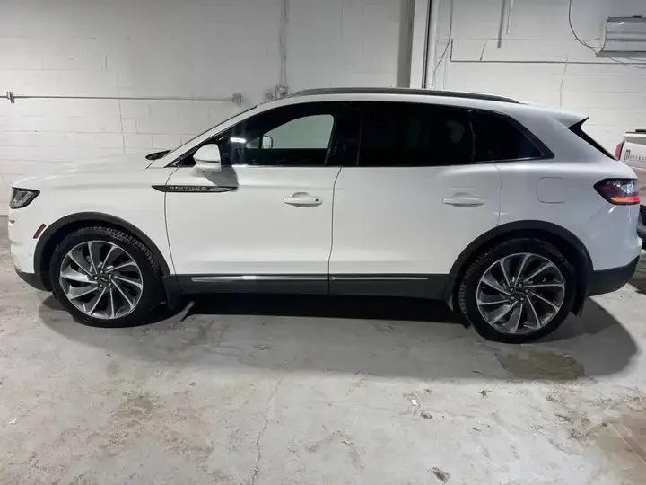Lincoln Nautilus 2022 photo 2