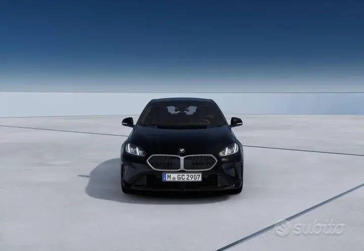 BMW 1 Series 2023 photo 3