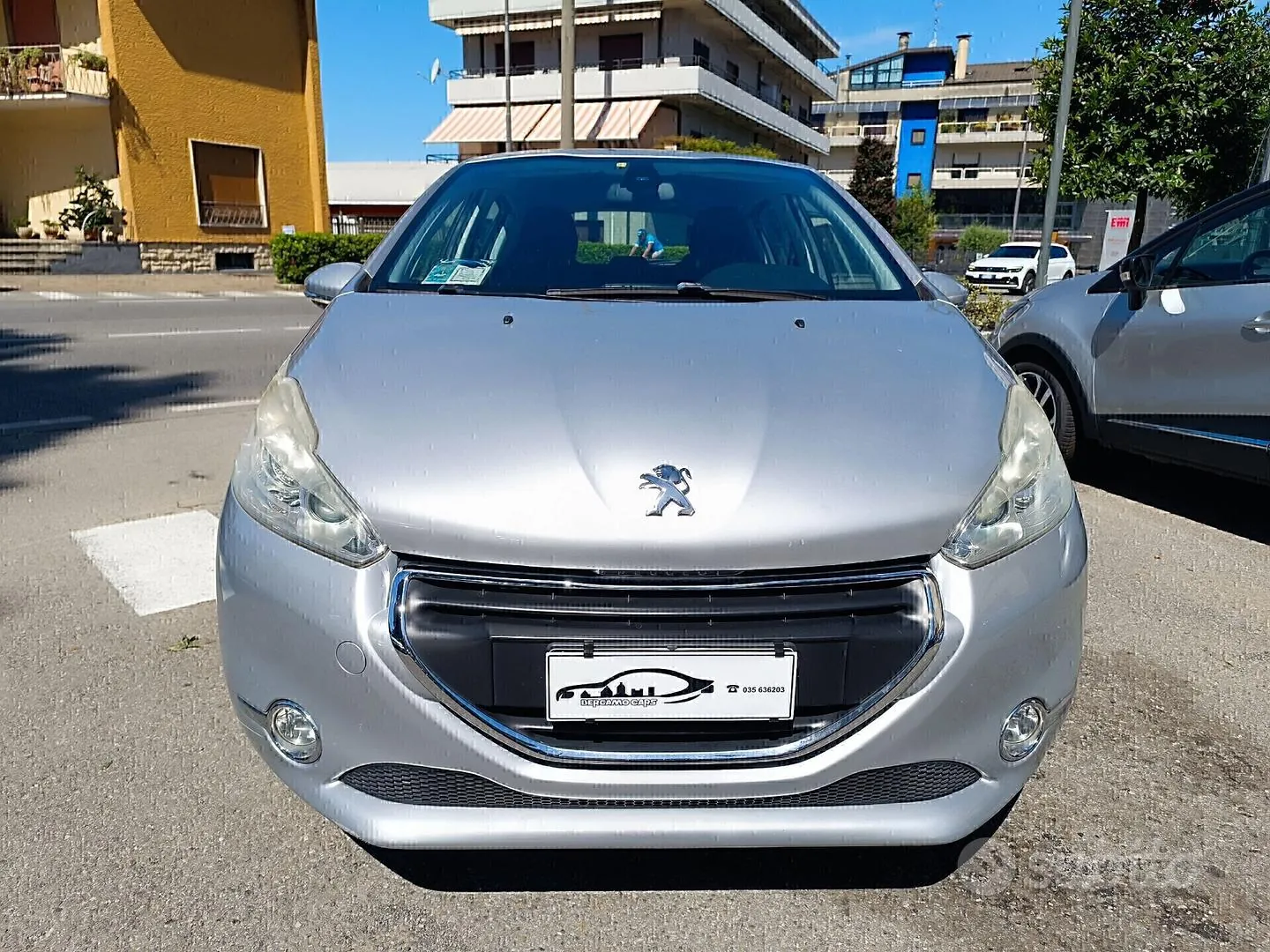 Peugeot 208 2014 photo 2