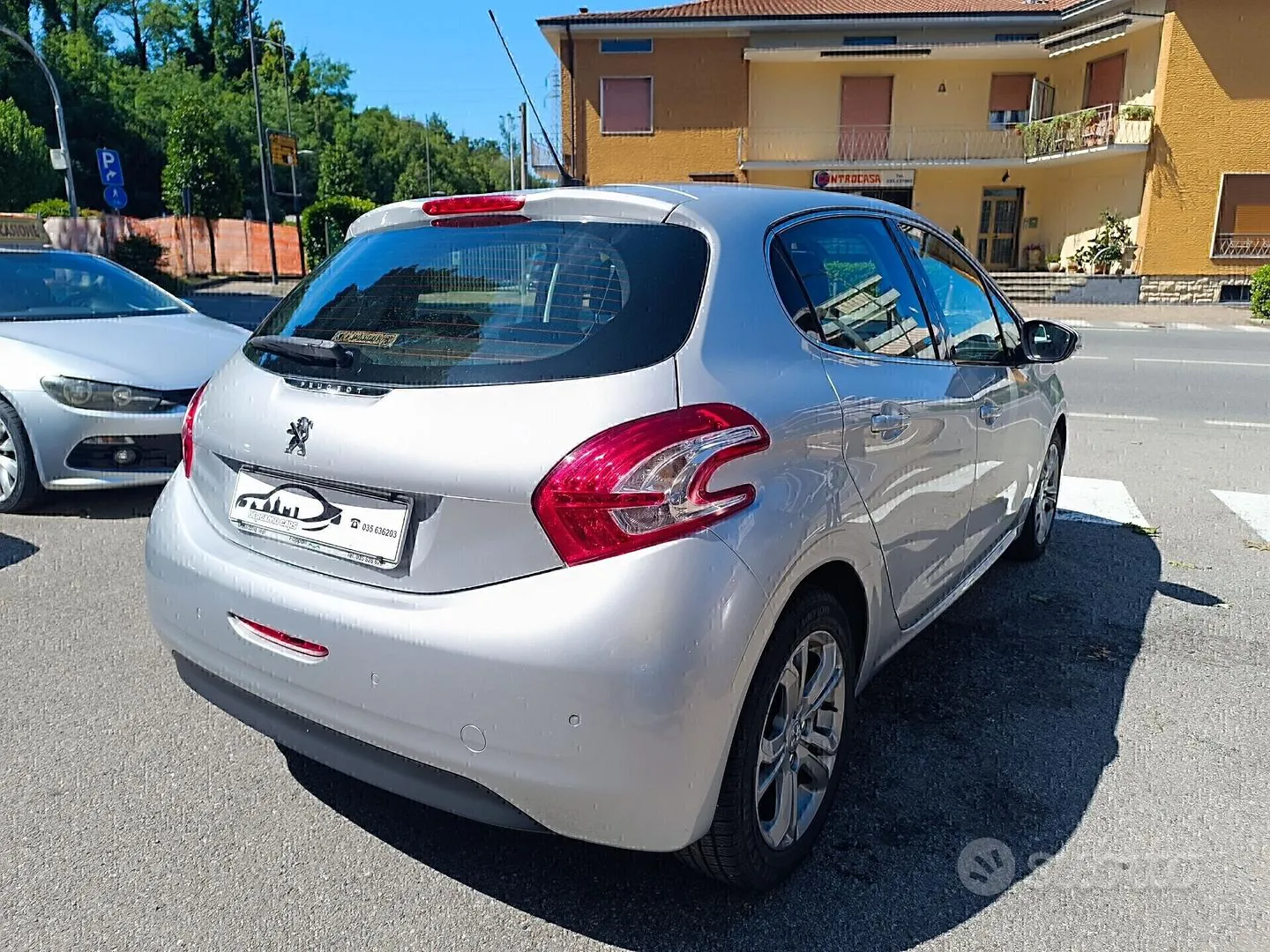 Peugeot 208 2014 photo 5