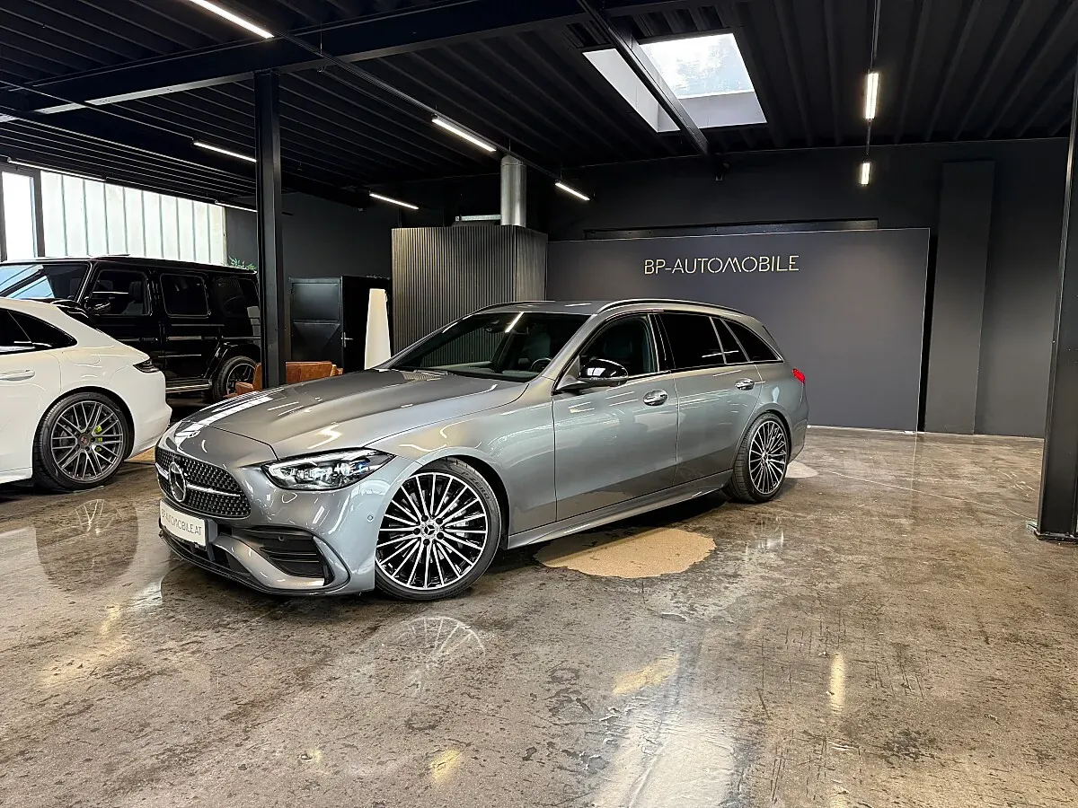 Mercedes-Benz C-Class 2023 photo 3