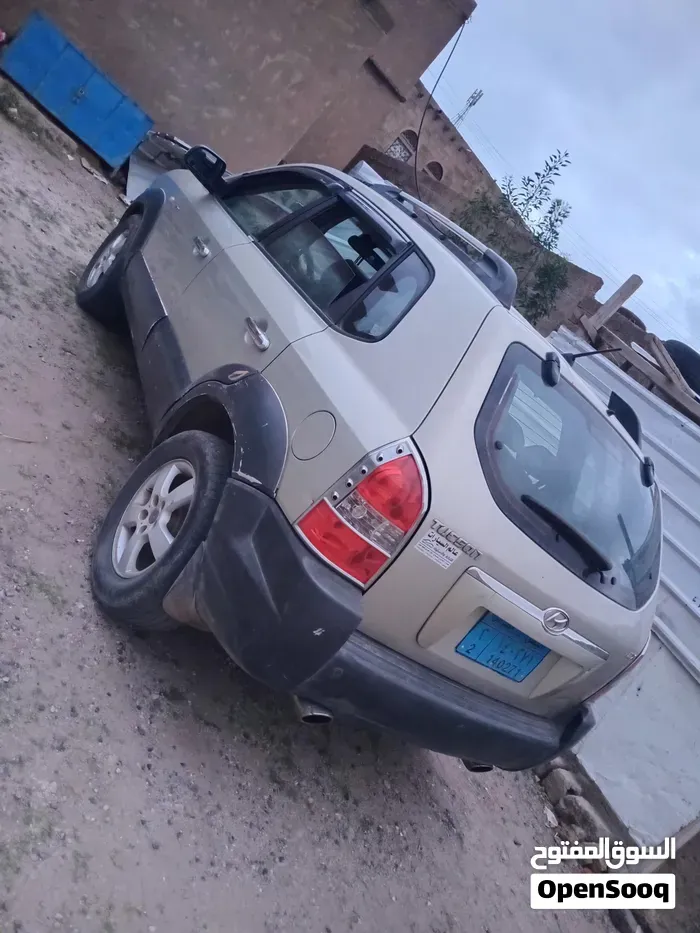 Hyundai Tucson 2005 photo 4