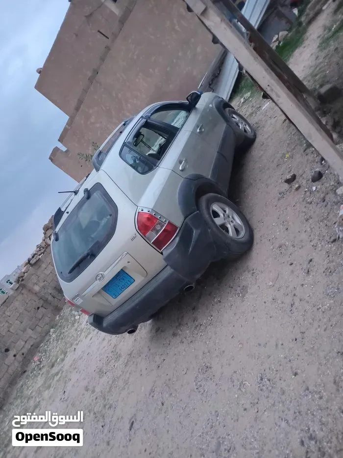 Hyundai Tucson 2005 photo 3