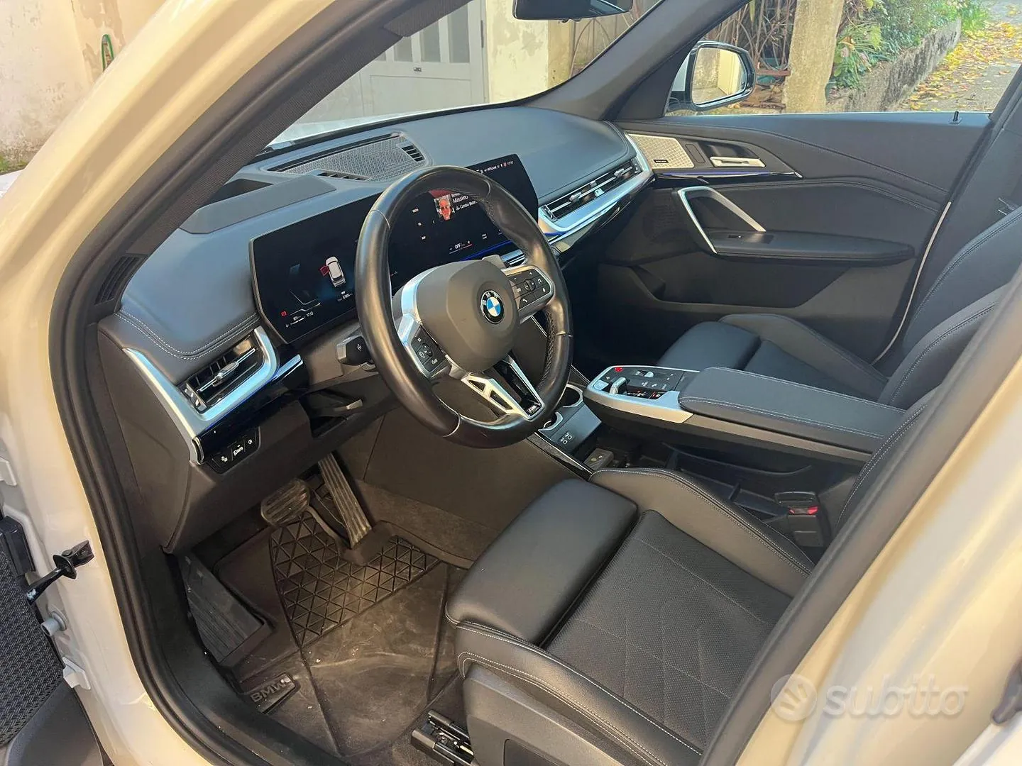 BMW X1 2022 photo 3