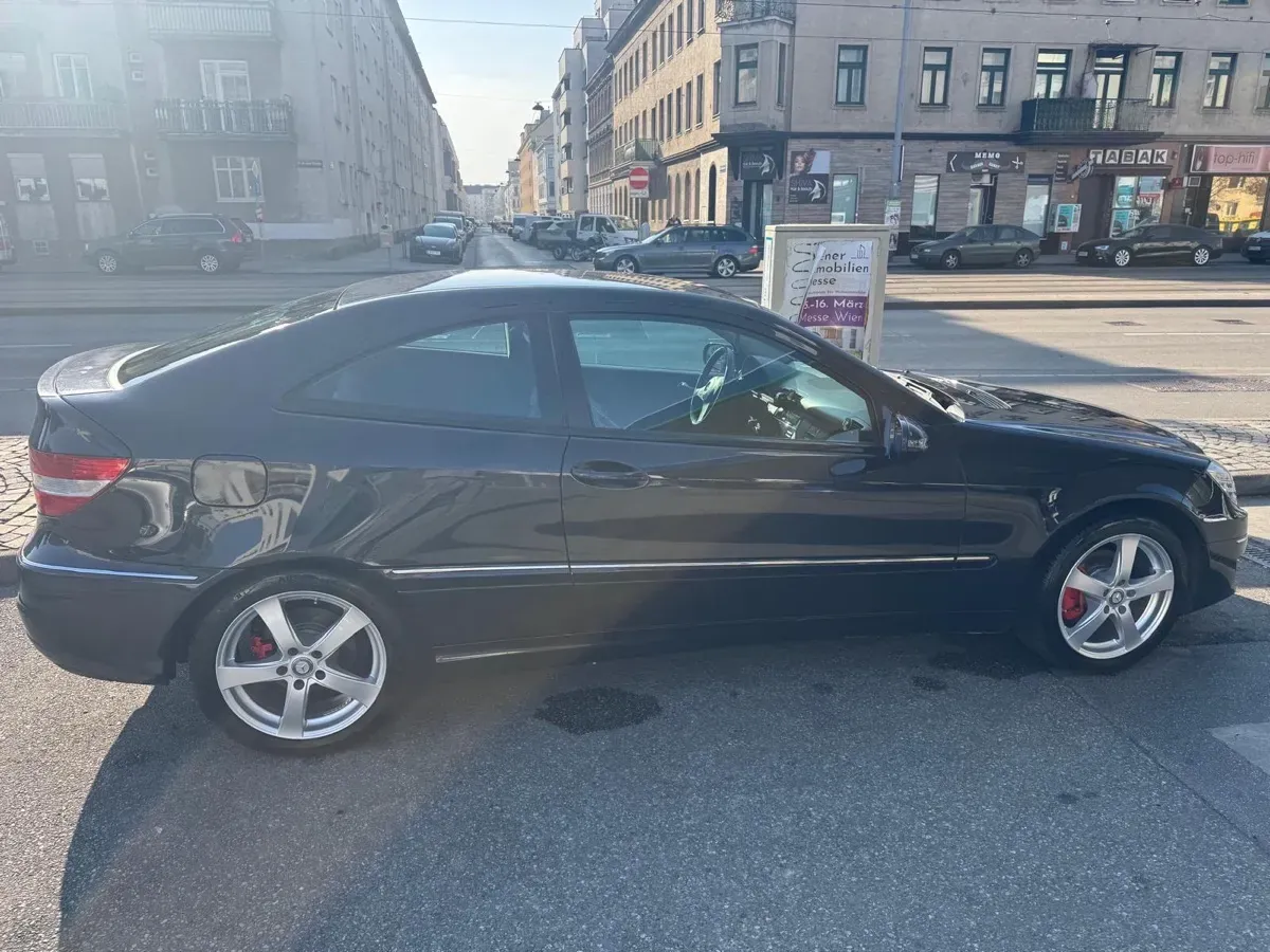 Mercedes-Benz Clc-Klasse 2009 photo 3