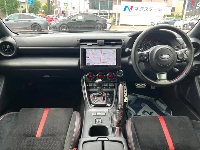 Subaru Brz 2023 photo 2