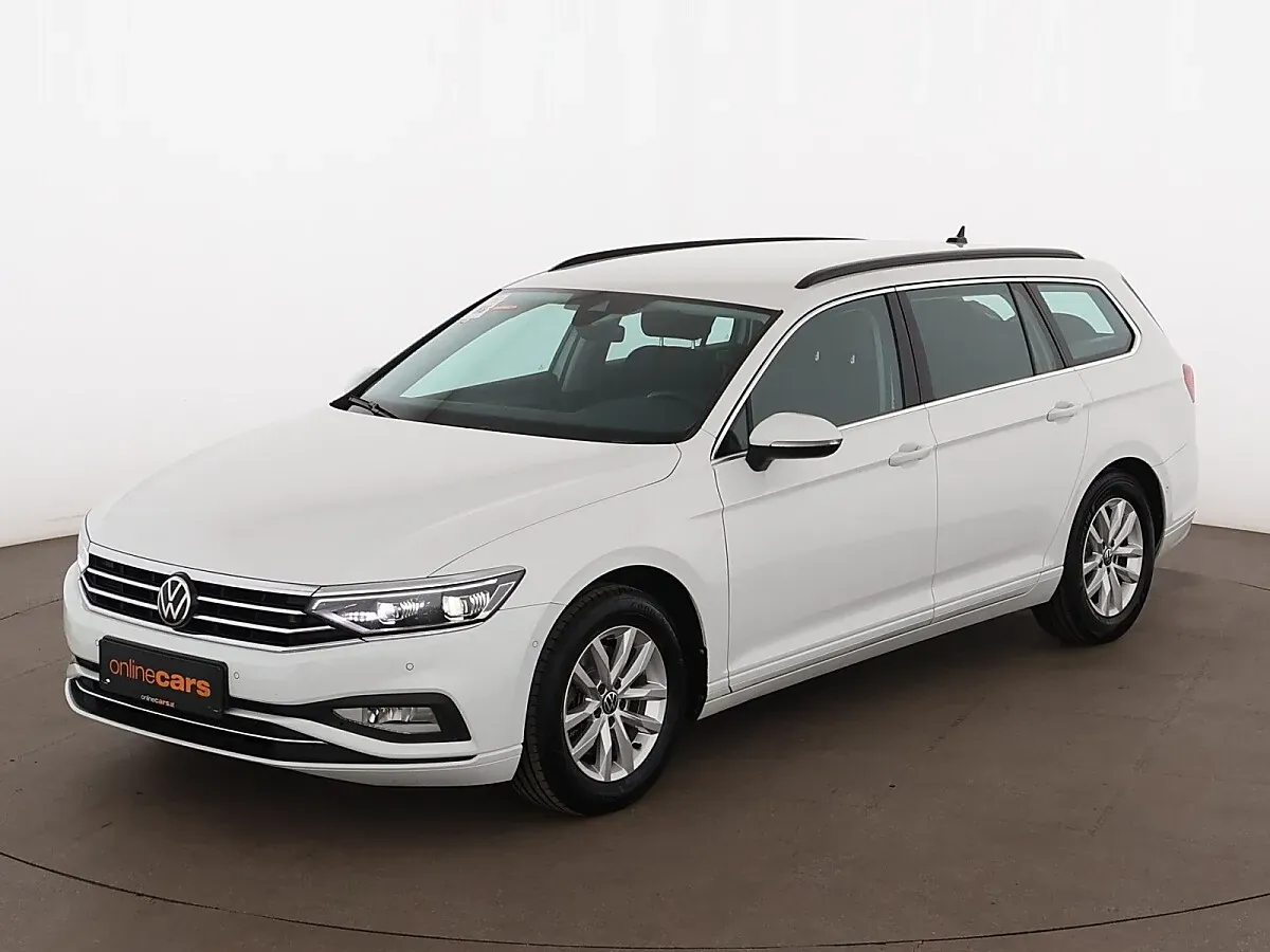 Volkswagen Passat 2021 photo 2