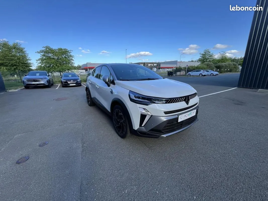 Renault Captur 2024 photo 2