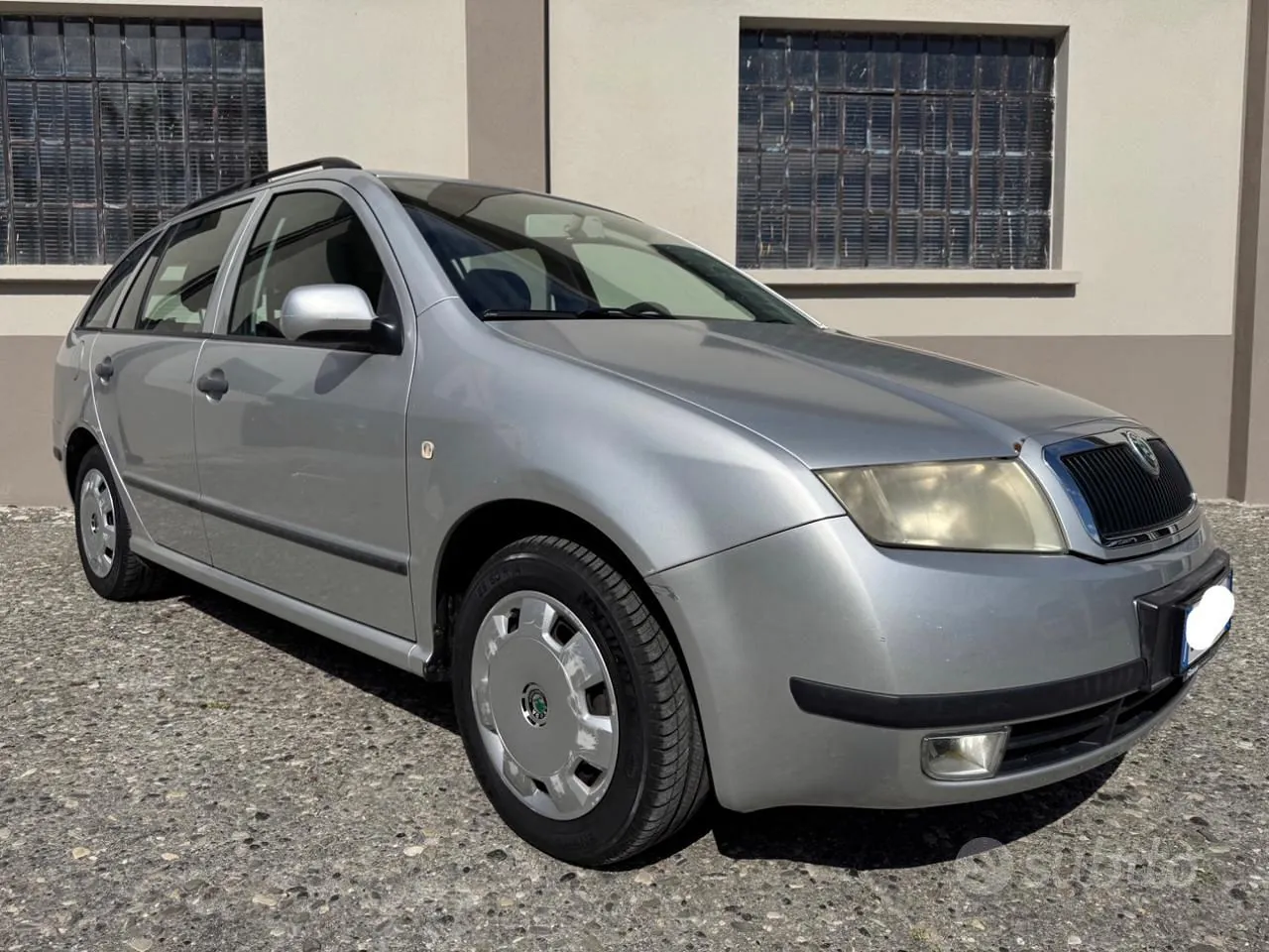 Skoda Fabia 2008 photo 3