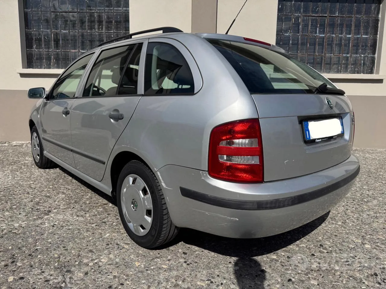 Skoda Fabia 2008 photo 4