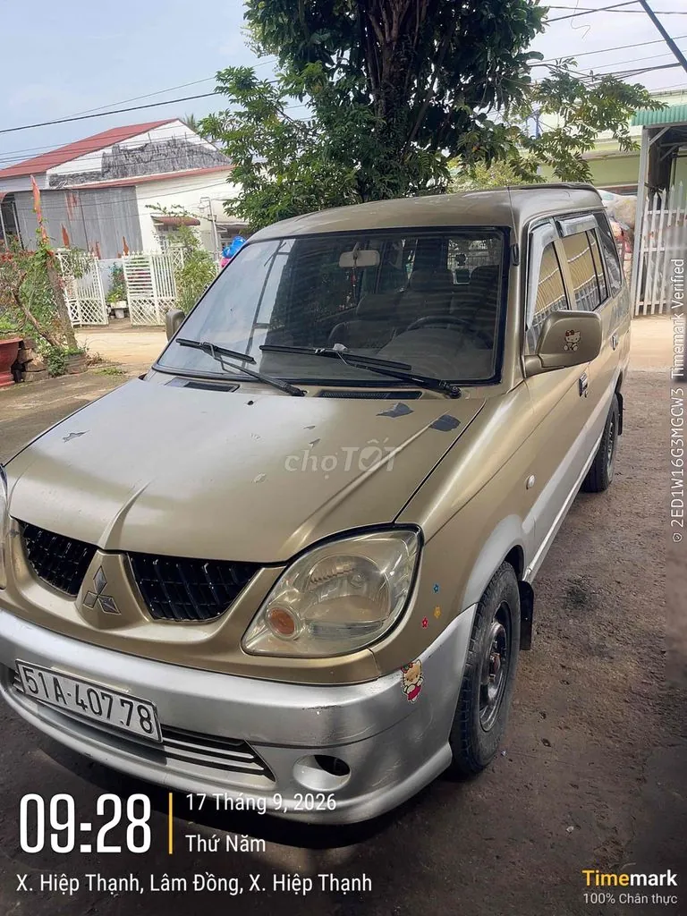 Mitsubishi Jolie