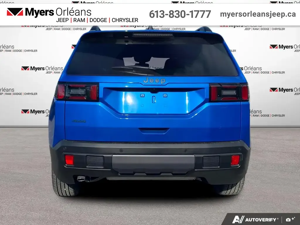 Jeep Cherokee 2026 photo 4