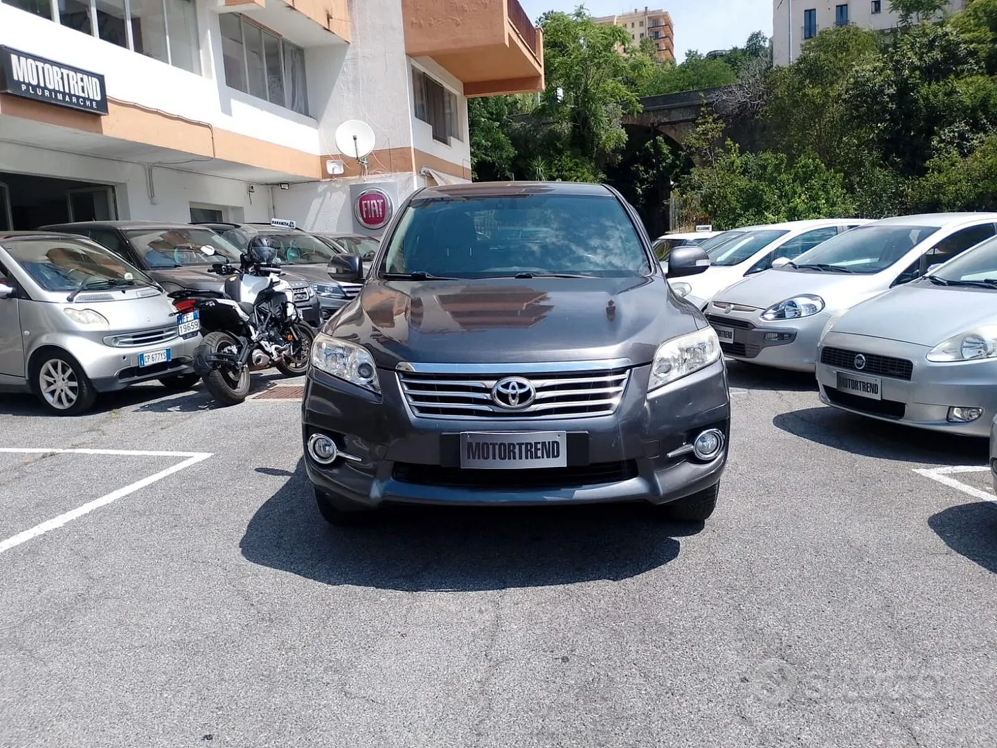 Toyota Rav4 2013 photo 2