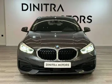 BMW 1 Series 2021 photo 2