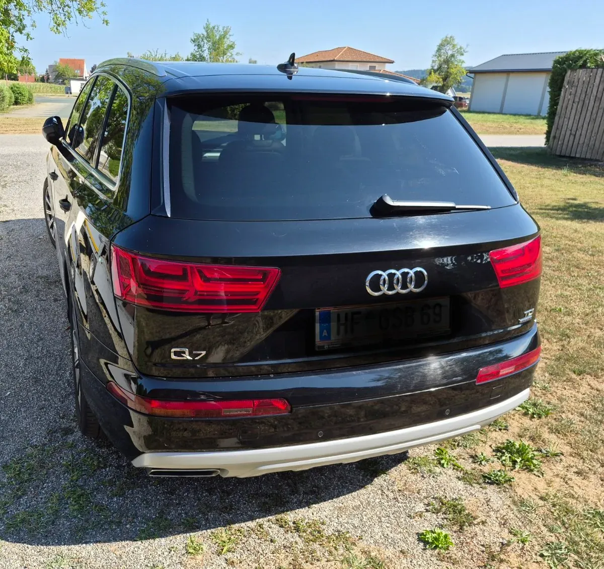 Audi Q7 2016 photo 2