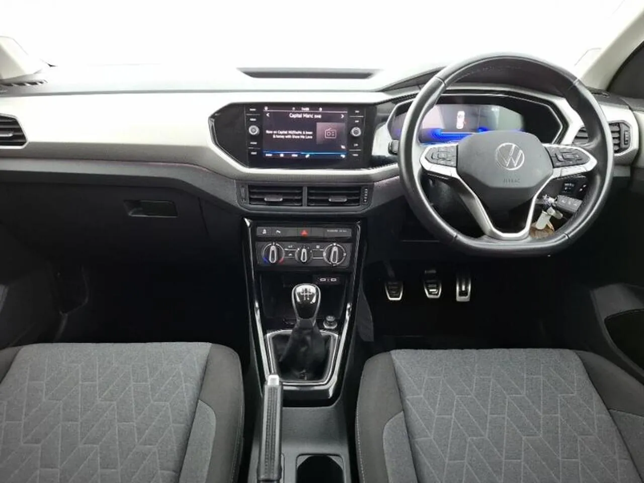 Volkswagen T-Cross 2024 photo 3