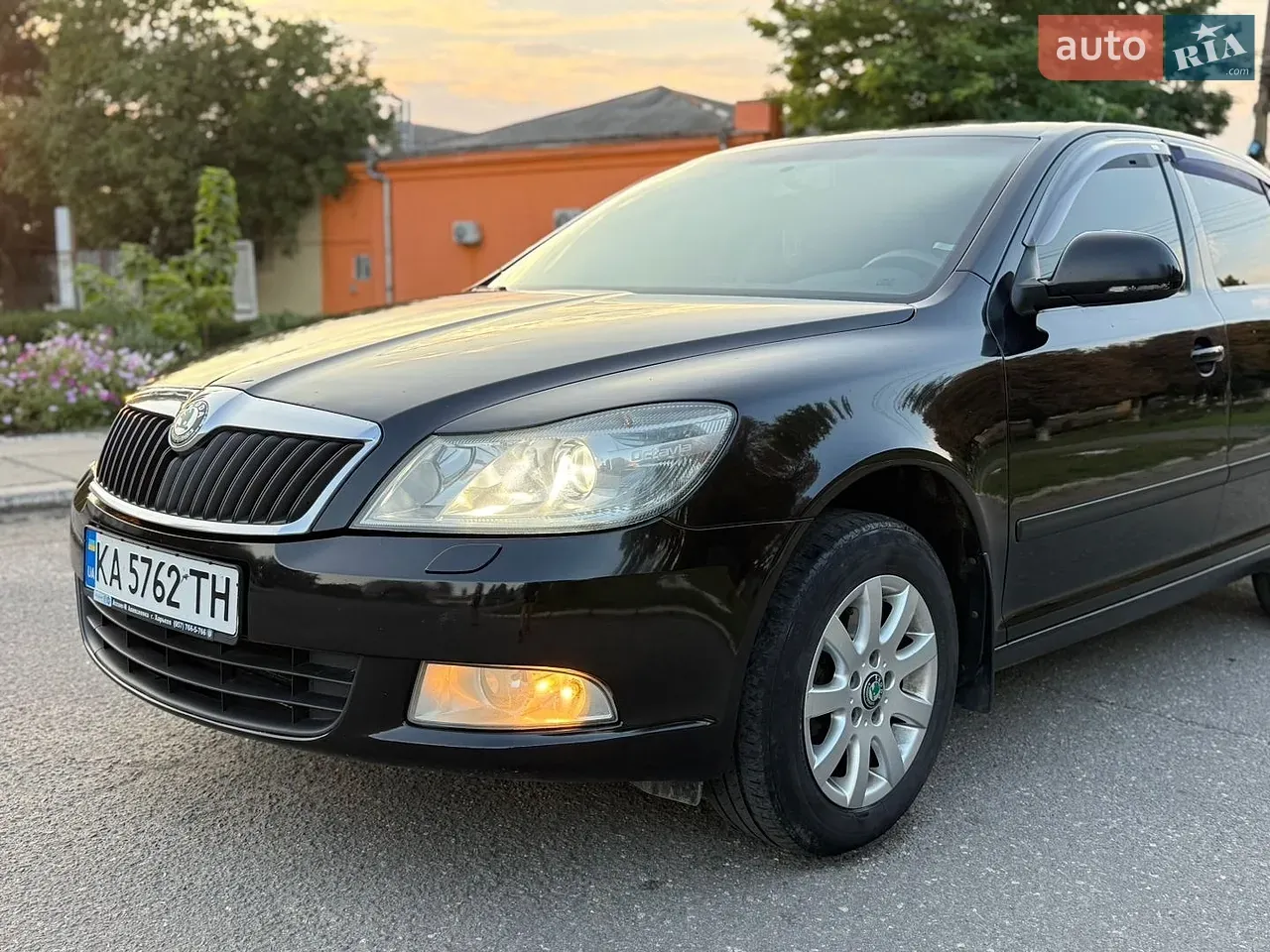 Skoda Octavia 2012 photo 2