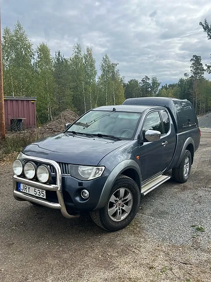 Mitsubishi L200 2009 photo 4