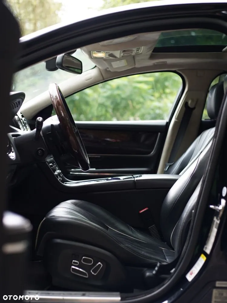 Jaguar Xj 2010 photo 4