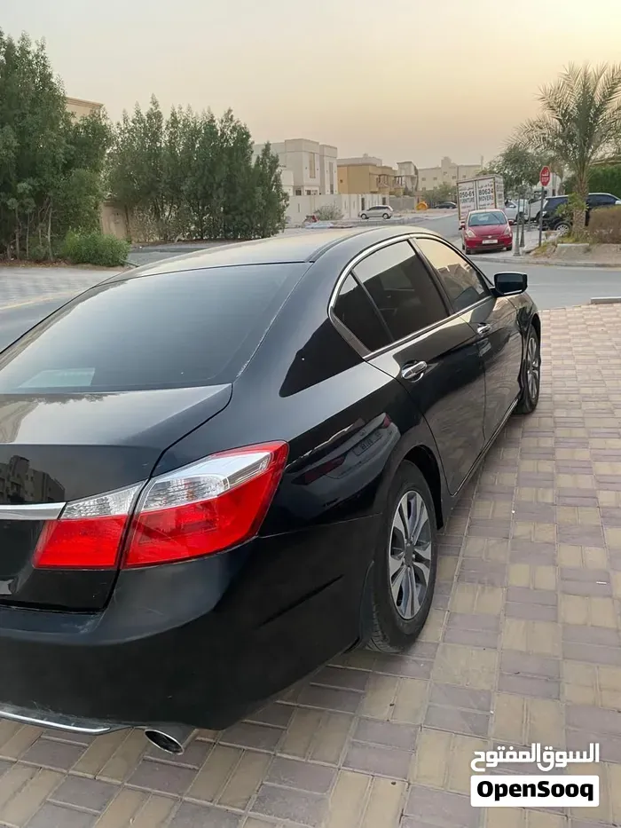 Honda Accord 2014 photo 2