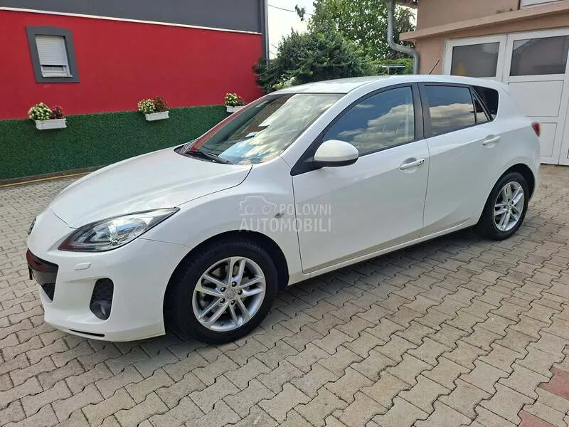 Mazda 3 2012 photo 2