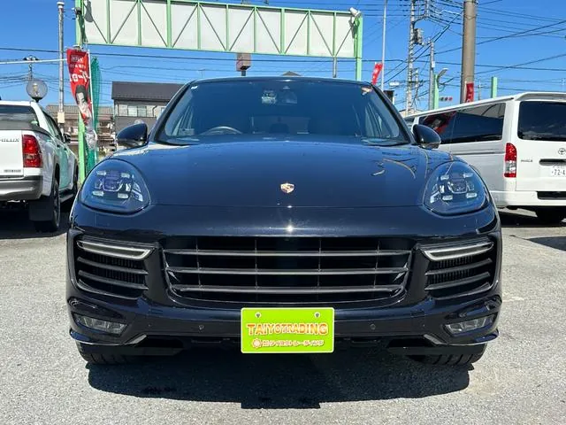 Porsche Cayenne 2016 photo 2