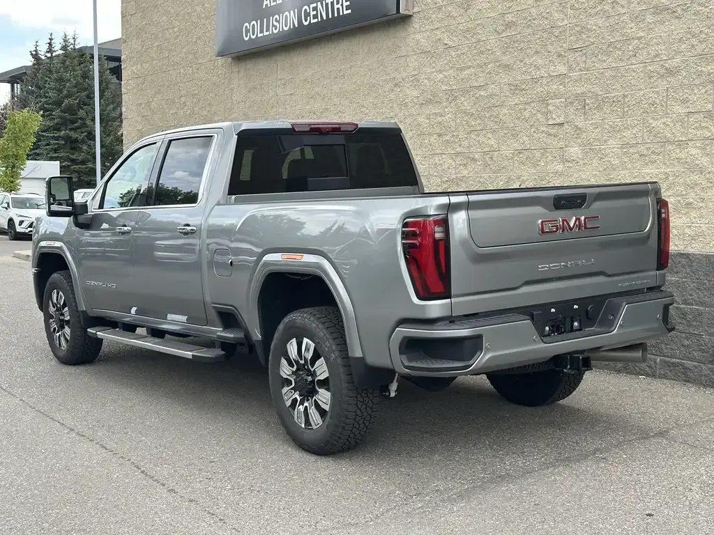 GMC Sierra 3500Hd 2026 photo 4