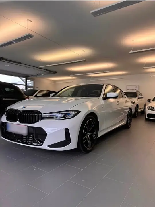 BMW 318D 2026 photo 3