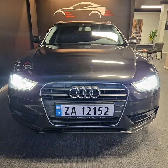 Audi A4 2013 photo 2