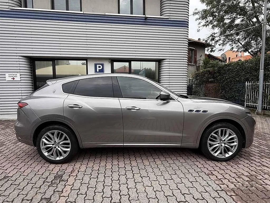 Maserati Levante 2022 photo 4