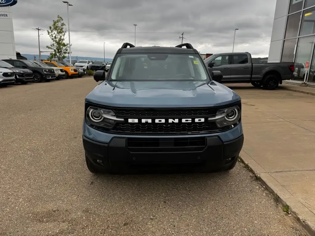 Ford Bronco Sport 2025 photo 2