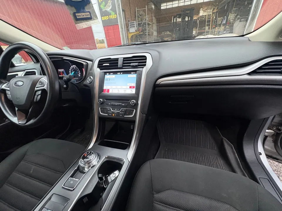 Ford Fusion 2017 photo 5