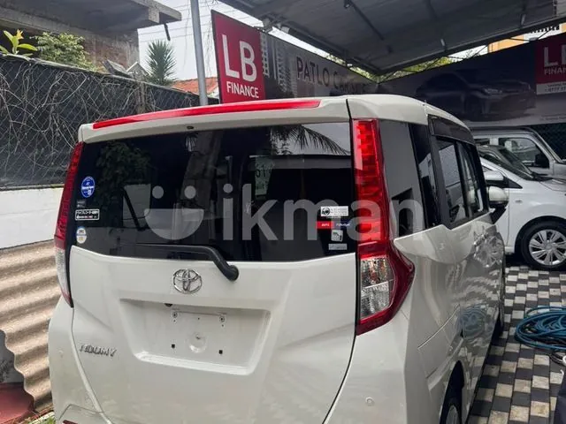 Toyota Roomy 2023 photo 2