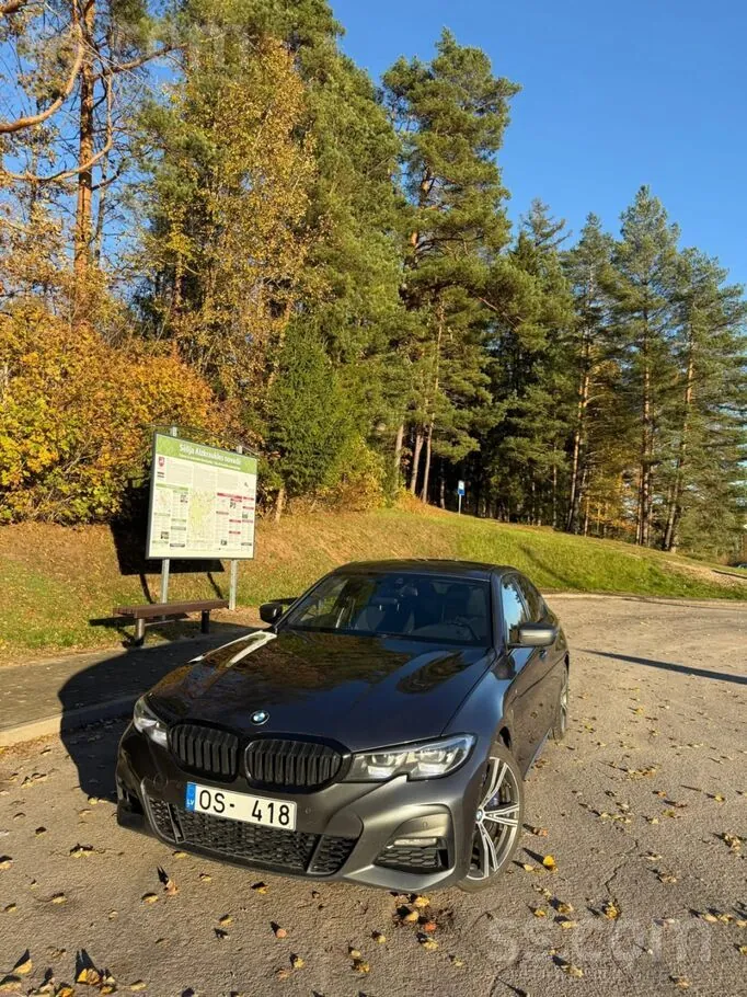BMW 330E