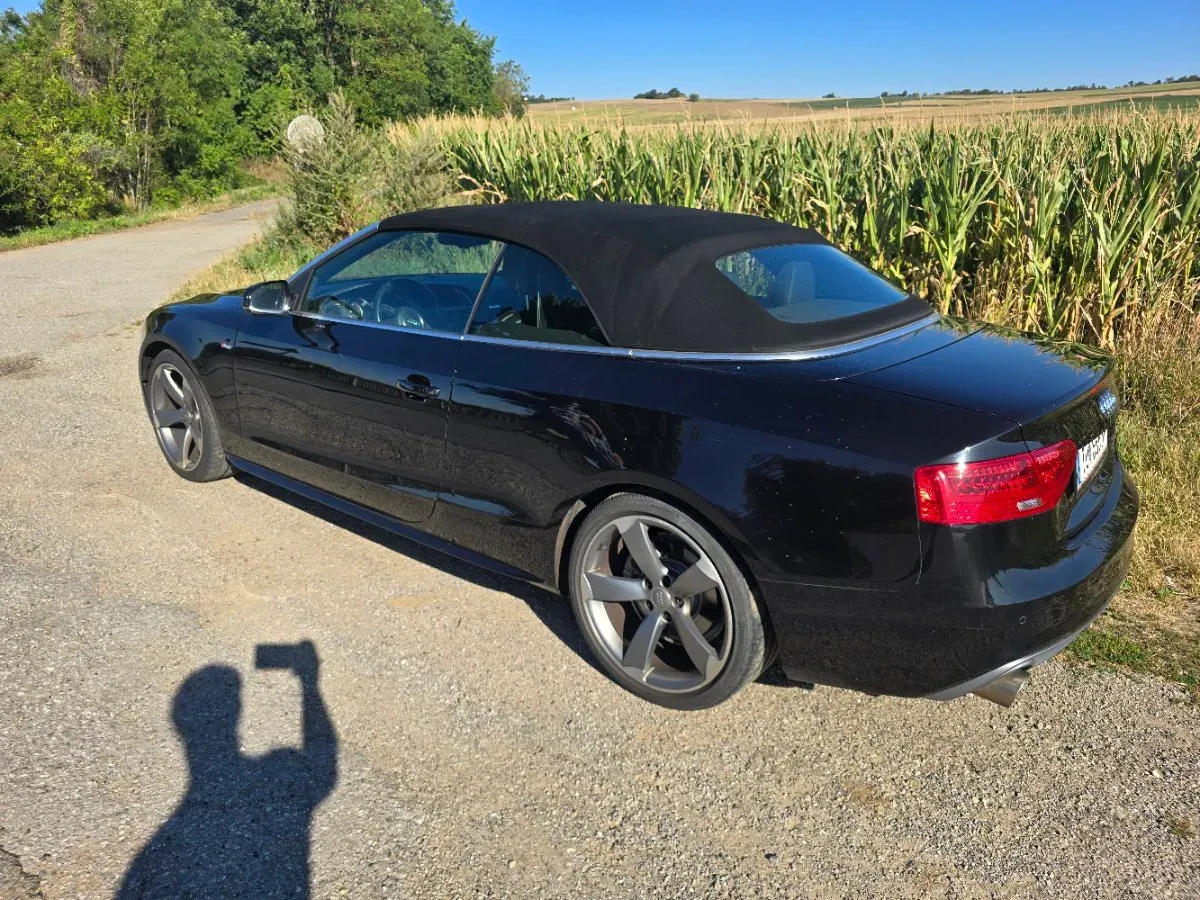 Audi A5 2013 photo 2