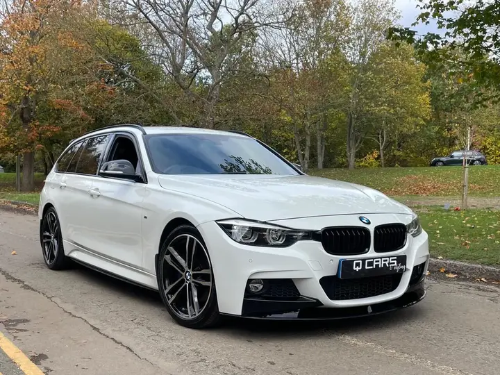 BMW 3 Series 2018 photo 3