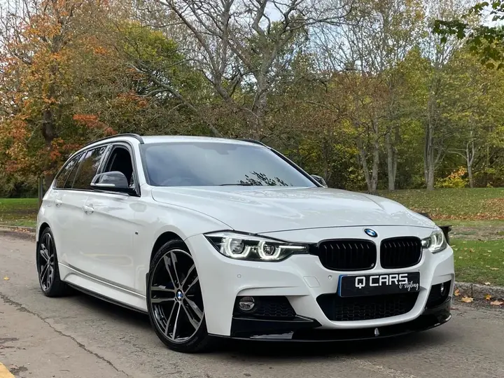 BMW 3 Series 2018 photo 2