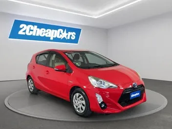 Toyota Aqua 2015 photo 4