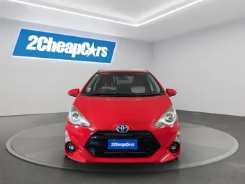 Toyota Aqua 2015 photo 3
