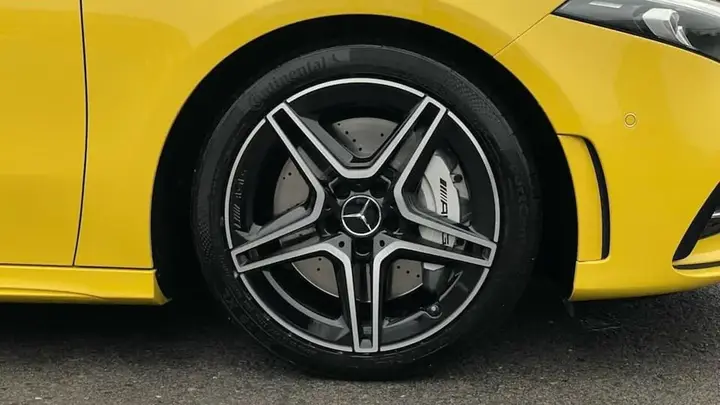 Mercedes-Benz A-Class 2019 photo 5