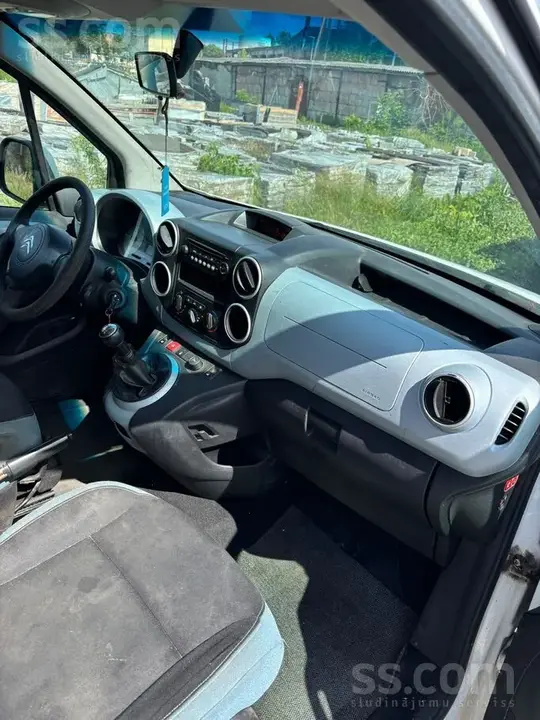 Citroen Berlingo 2013 photo 3